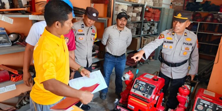 Cegah Karhutla, Polsek Bunut Cek Kesiapan Alat Pemadam Milik PT Adei
