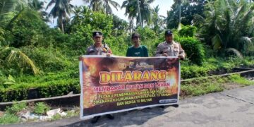 Polsek Kuala Kampar Sosialisasi Larangan Bakar Lahan ke Warga Sungai Perak