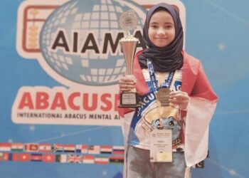 Siswi MIN 2 Langsa Raih Juara Dua Dunia Sempoa di Malaysia 