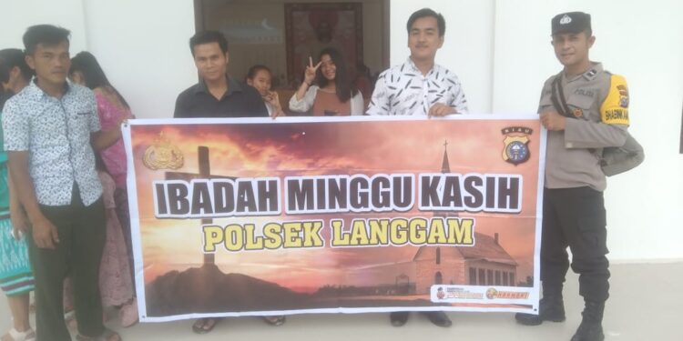 Polsek Langgam Gelar Ibadah Minggu Harmoni Bersama Jemaat PGI Agrita Sari