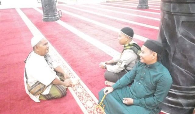 Bhabinkamtibmas Langgam Imbau Warga Waspadai Hoaks dan Jaga Kamtibmas