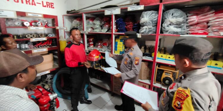Cek Kesiapan, Polsek Bunut Tinjau Peralatan Pemadam Karhutla PT Serikat Putra