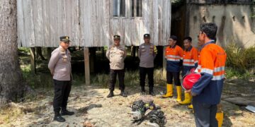 Polsek Pangkalan Kerinci Cek Kesiapan MPA dan Alat Pemadam Karhutla di Kuala Terusan