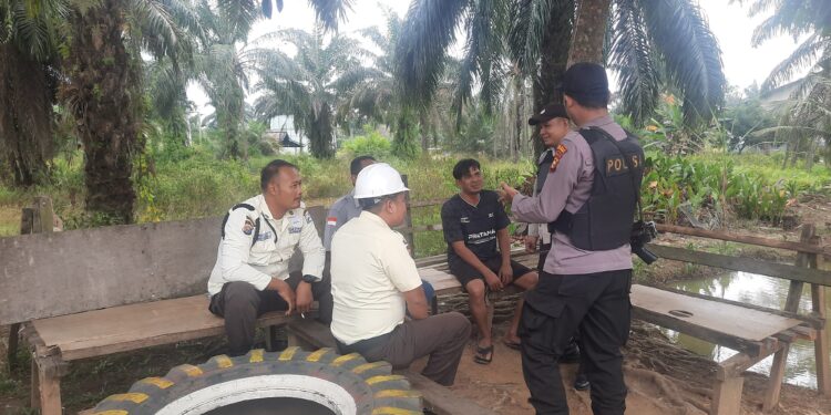 Polsek Ukui Gelar Patroli KRYD dan Sosialisasi Cegah Karhutla: Upaya Preventif Jaga Kamtibmas dan Lingkungan