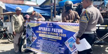 Satlantas Polres Kampar Sosialisasikan Operasi Patuh Lancang Kuning 2025 Lewat Spanduk