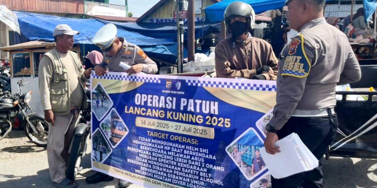 Satlantas Polres Kampar Sosialisasikan Operasi Patuh Lancang Kuning 2025 Lewat Spanduk