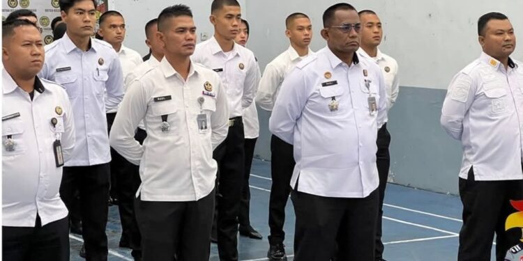 Kepala Rutan Takengon Beserta Staf Mengikuti Apel Pagi Bersama Kemenkon Hukum, HAM Dan Imipas