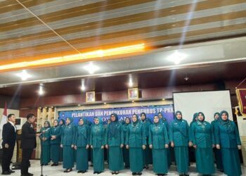 Wali Kota Langsa Kukuhkan dan Lantik Pengurus TP-PKK Periode 2025-2030 