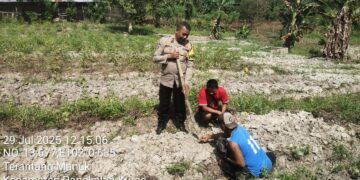 Polsek Pangkalan Kuras Laksanakan Program Ketahanan Pangan di Desa