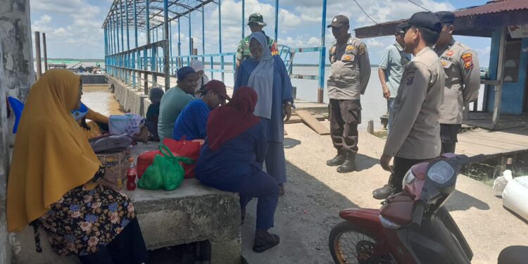 Polsek Kuala Kampar Gelar Patroli KRYD Jaga Kamtibmas di Sejumlah Titik Rawan