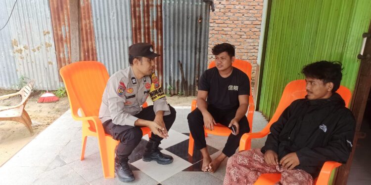 Bhabinkamtibmas Desa Penarikan Gelar Cooling System, Imbau Warga Jaga Keamanan dan Hindari Narkoba