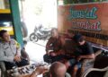 Ciptakan Kamtibmas Kondusif, Polsek Pangkalan Kerinci gelar Jumat Curhat bersama warga Perumahan MKI Desa Makmur