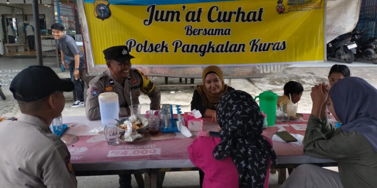 Polsek Pangkalan Kuras gelar Jumat Curhat, warga minta patroli cegah balap liar di malam minggu