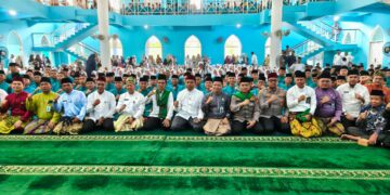 Silaturahmi dan Inspirasi1 Kapolres Kampar Ikuti Tabligh Akbar Ustadz Abdul Somad di SMAN Plus Riau