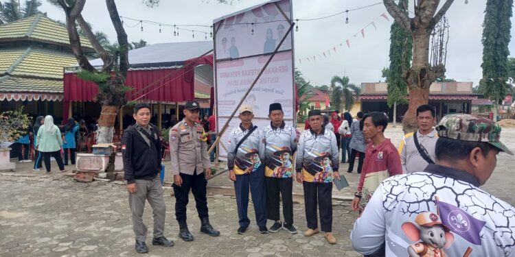Bhabinkamtibmas Air Emas Ajak Warga Jaga Kamtibmas dan Cegah Karhutla