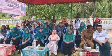 Ketua Tim PKK Kota Subulussalam Hadiri Posyandu Cempaka di Desa Harapan Baru