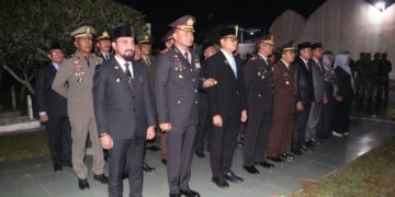 Kapolres Aceh Timur Hadiri Apel Kehormatan dan Renungan Suci HUT Ke 80 Kemerdekaan RI