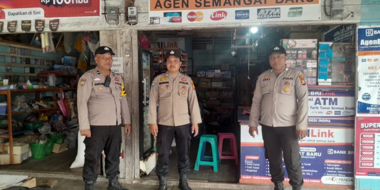 Patroli Rutin Polsek Kuala Kampar Tegakkan Keamanan di Wilayah Hukum