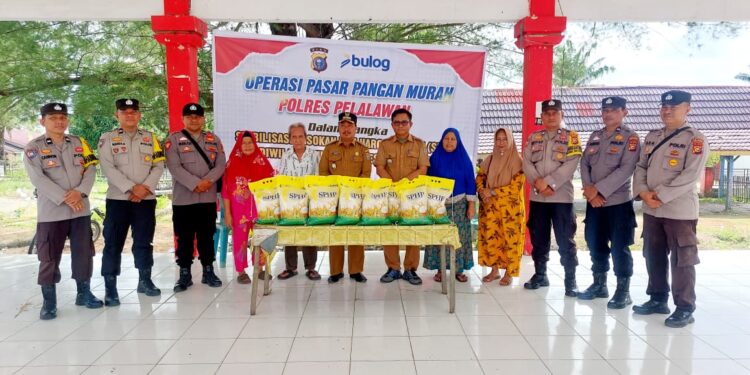 Pasar Murah Polisi Bunut Diserbu Warga, 869 Karung Beras Ludes Terjual