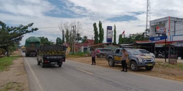 Polsek Pangkalan Lesung Gelar Patroli Rutin di Jalur Lintas Timur Pelalawan
