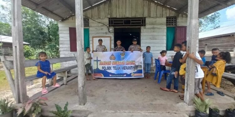 Warga Teluk Meranti Khawatir Karhutla, Polsek Gelar Program Minggu Kasih di Gereja GGP