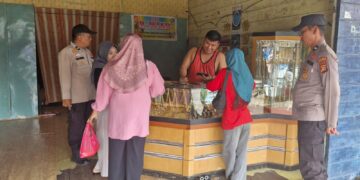 Polsek Kuala Kampar Gelar Patroli KRYD, Sasar Bank dan Pasar Tradisional