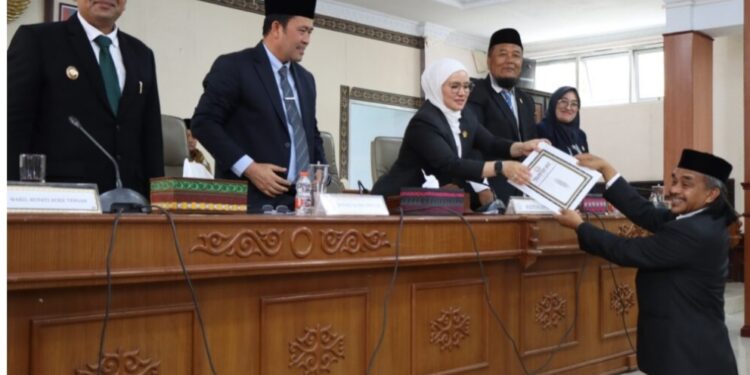 Fraksi PKS Sampaikan Pendapat Akhir Terkait RPJMD Kabupaten Aceh Tengah