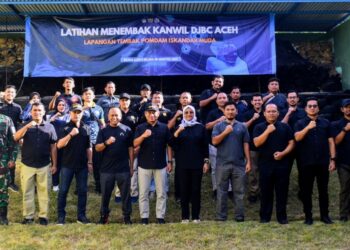 Tingkatkan Profesionalisme Pegawai, Bea Cukai Aceh Gelar Latihan Menembak