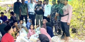 Lestarikan Kearifan Lokal, Gampong Seuriget Gelar Kenduri Laut dan Santuni Anak Yatim 