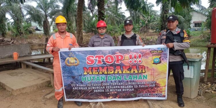 Polsek Ukui Gelar Patroli dan Himbauan Antisipasi Karhutla di Wilayah Rawan