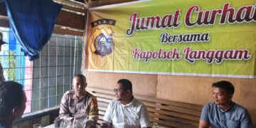 Polsek Langgam Dengarkan Aspirasi Warga Lewat Program Jumat Curhat