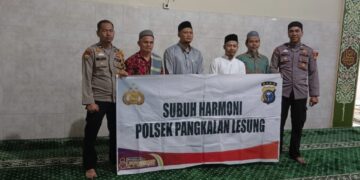 Lewat Subuh Harmoni, Polsek Pangkalan Lesung Sampaikan Pesan Kamtibmas kepada Jamaah Masjid