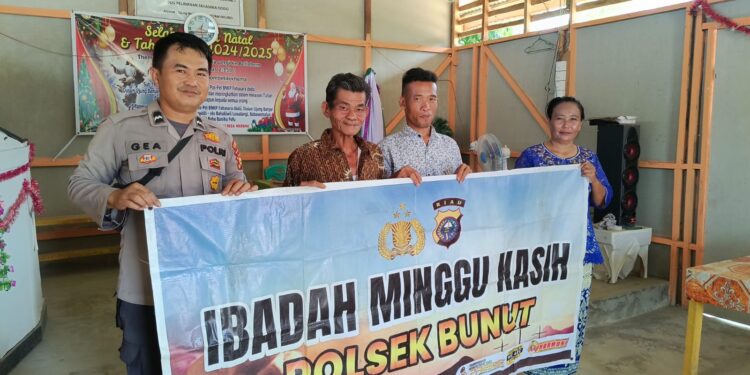 Wujudkan Harmoni, Polsek Bunut Gelar Ibadah Minggu Kasih di BNKP Desa Merbau