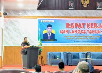 Dr Emi Tutup Raker IAIN Langsa 2025 di BDK Medan