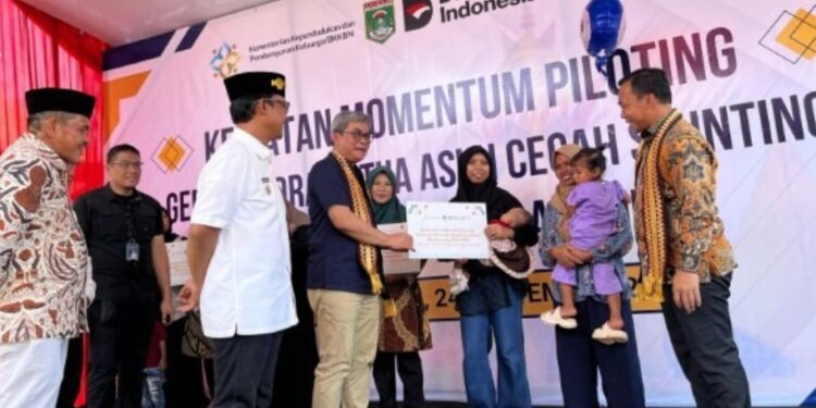 Holding Perkebunan Nusantara Melalui PTPN I Regional 7 Salurkan Bantuan untuk 200 Keluarga Risiko Stunting di Lampung