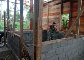 Progres TMMD Ke-126: Pembangunan RTLH Capai 50 Persen Di Kampung Rutih