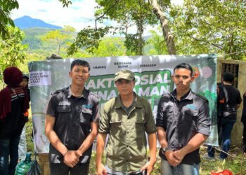 HMP Perbankan Syariah UIN AR-RANIRY Kolaborasi IKHW Dan HIMASEP USK Gelar Aksi Penanaman Pohon