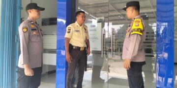 Cegah Aksi Kejahatan C3, Polsek Kerumutan Gelar Patroli KRYD di Pusat Keramaian