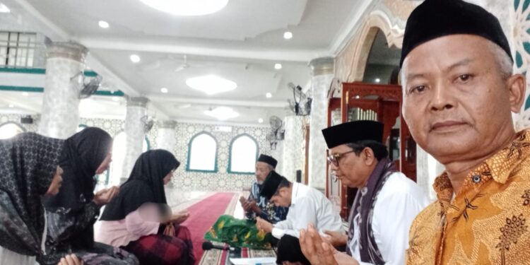 Momen Haru, Seorang Warga Gunung Meriah Masuk Islam Saat Maulid Nabi Di Masjid Agung Nurul Makmur 
