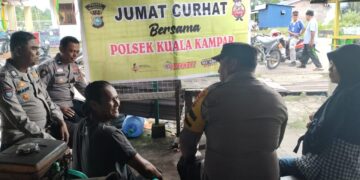 Polsek Kuala Kampar Gelar Jumat Curhat, Warga Keluhkan Karhutla hingga Kenakalan Remaja