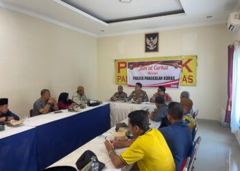 Polsek Pangkalan Kuras Gelar Jum’at Curhat, Warga Keluhkan Balap Liar dan Penyakit Masyarakat
