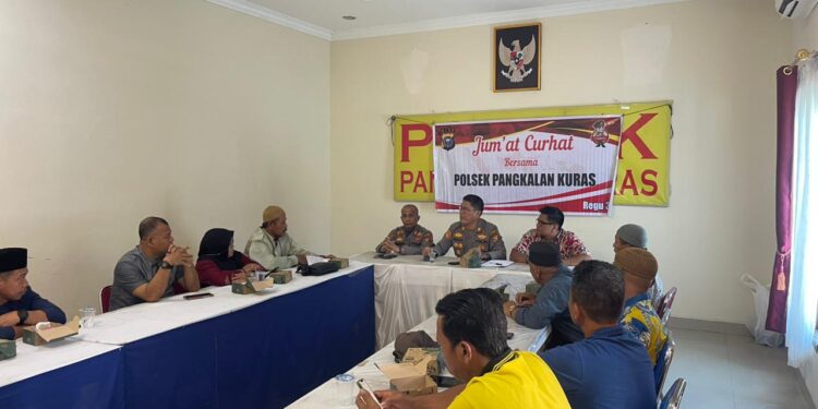 Polsek Pangkalan Kuras Gelar Jum’at Curhat, Warga Keluhkan Balap Liar dan Penyakit Masyarakat