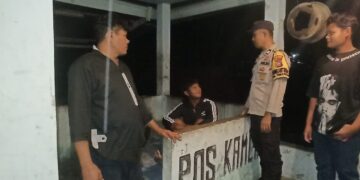 Polsek Langgam Cek Pos Kamling di Desa Langkan, Warga Diimbau Aktif Jaga Keamanan