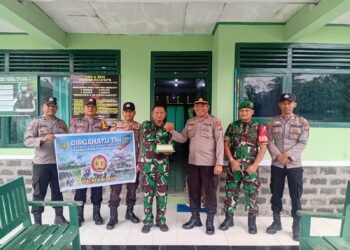 Polsek Bunut Beri Kejutan Ulang Tahun untuk TNI di HUT ke-80