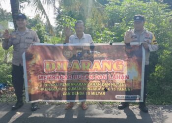 Polsek Kuala Kampar Sosialisasikan Larangan Bakar Lahan di Tanjung Sum