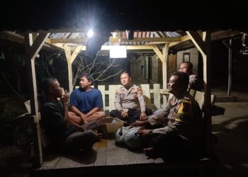 Cegah Tindak Kejahatan, Polsek Kerumutan Sisir Pos Kamling di Desa Banjar Panjang