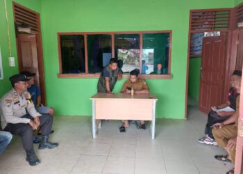 Bhabinkamtibmas Bunut Sambangi Warga, Ajak Tangkal Hoaks dan Jaga Kamtibmas