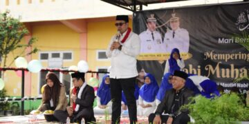 Peringati Maulid, Bupati Haili Yoga Ajak Siswa SMPN 1 Takengon Teladani Akhlak Rasulullah SAW
