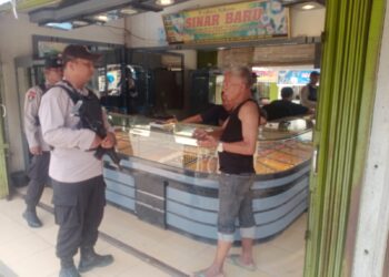 Polsek Ukui Gelar Patroli Obvit, Antisipasi Kejahatan C3 di Pusat Transaksi Warga