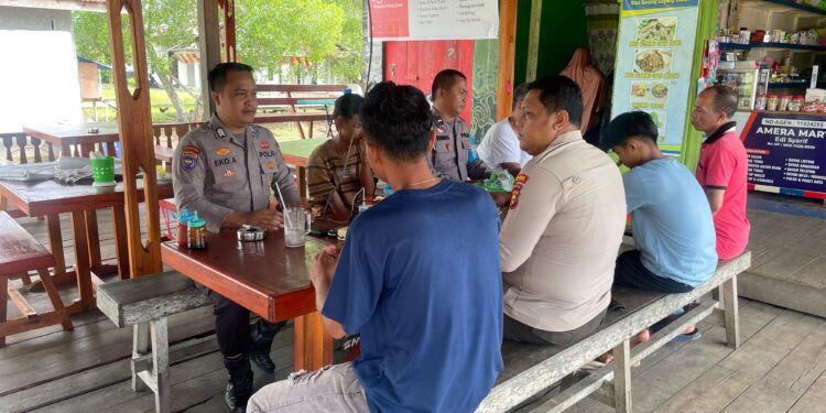Polsek Kuala Kampar Laksanakan Minggu Kasih, Bahas Maraknya Penipuan Digital dan Ancaman Karhutla
